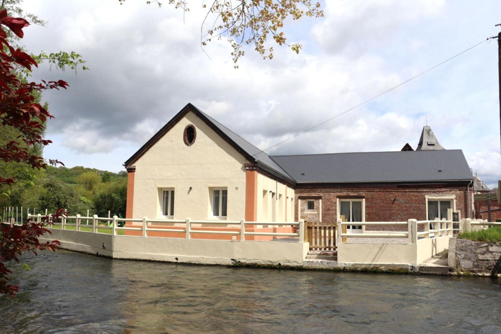 Au Clair Matin Sur L'Yeres Vila Sept-Meules Exterior foto
